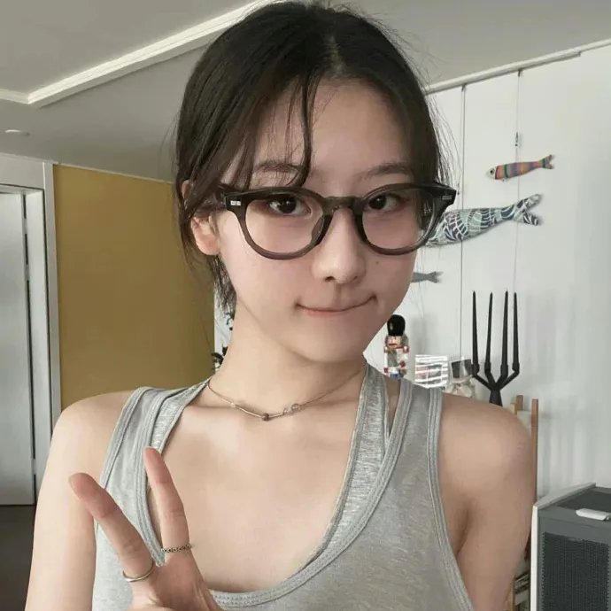 尼克·克罗尔：小小大男孩